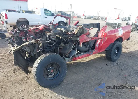 1992 Toyota Pickup 1/2 Ton Sht Wheelbase Dlx из США, поврежденный, VIN 4TARN01P9NZ012716